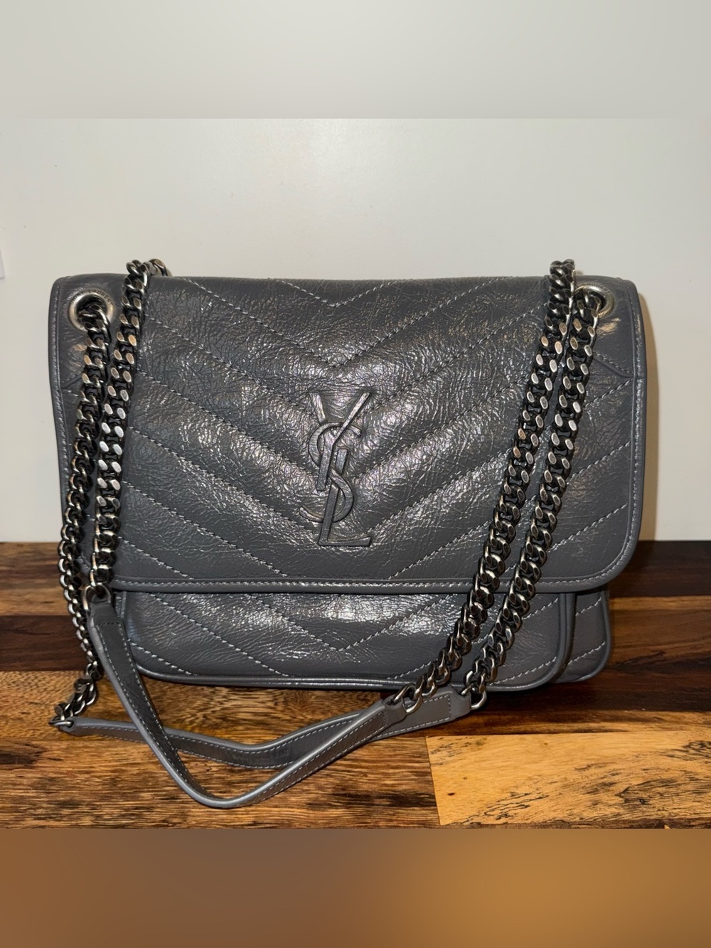 High Quality Gray Leather Quilted Chevron Chain Shoulder Nikki Bag